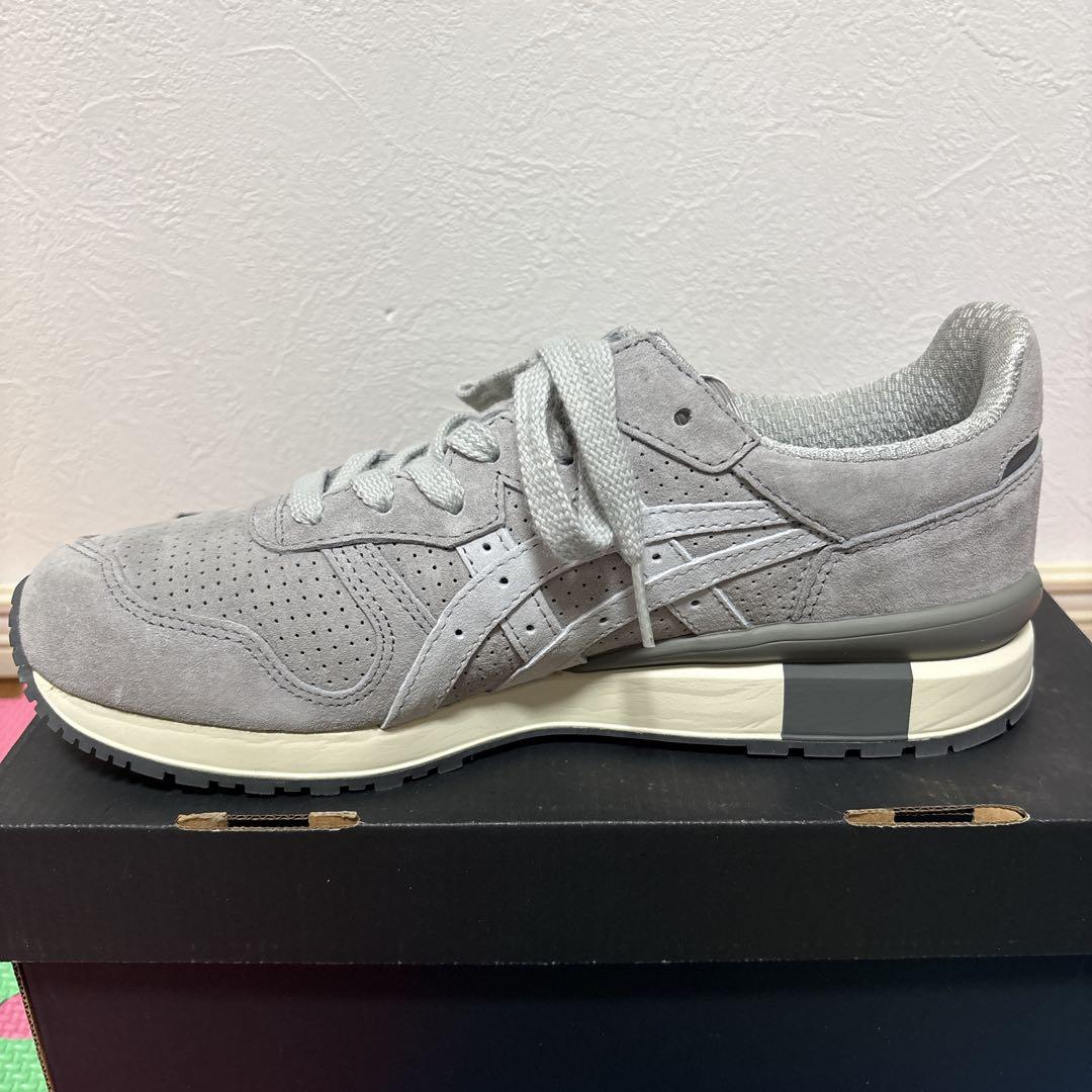 オニツカタイガー　タイガーアリー　グレー