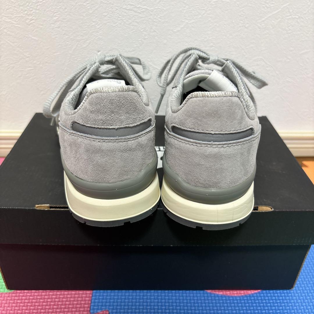 オニツカタイガー　タイガーアリー　グレー