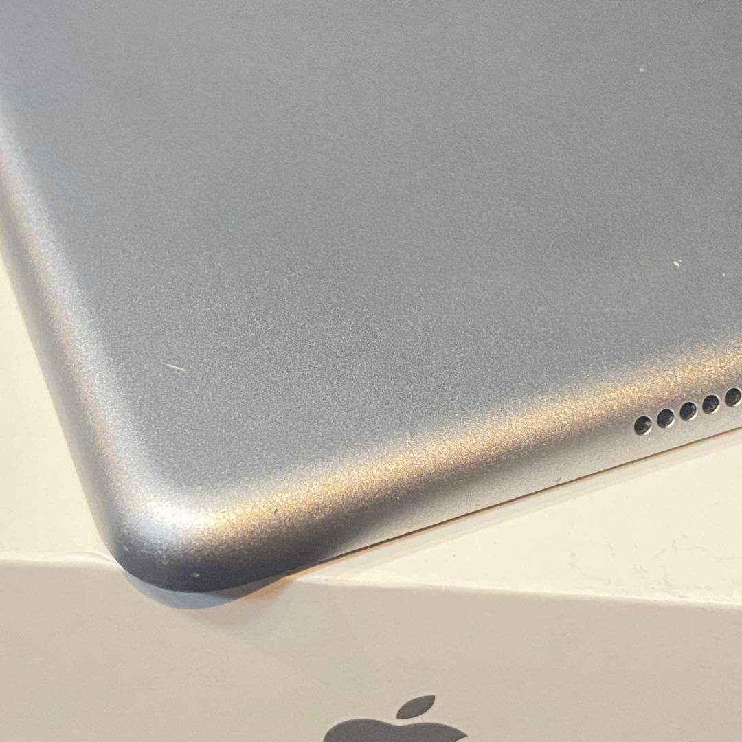 ケース付 iPad Wi-Fi 32GB MR7F2J/Aスペースグレイ第6世代