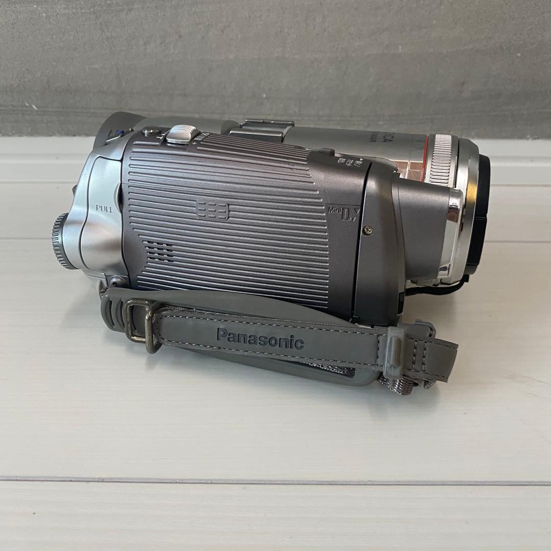 【美品】 Panasonic パナソニックNV-GS250-S ビデオカメラ