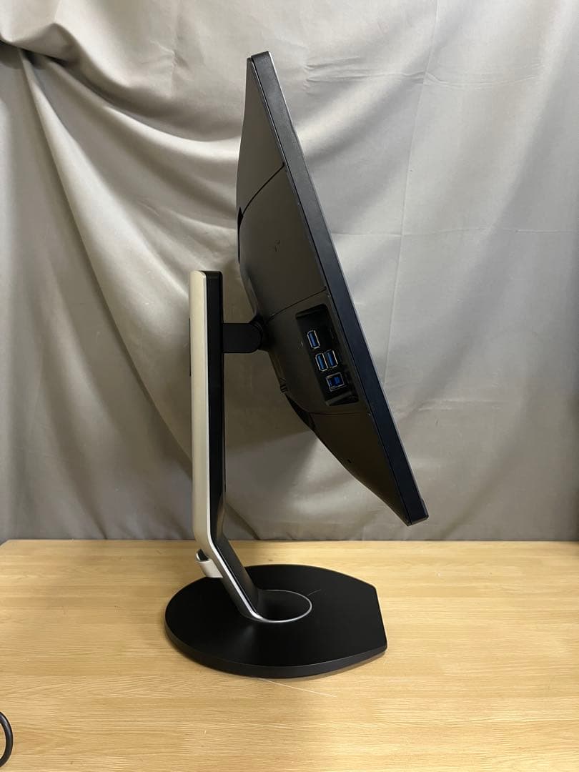 4KモニターPhilips 242P6V 23.8インチモニター　内蔵スピーカー