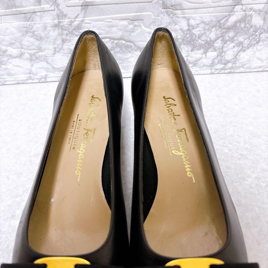 ⭐美品⭐フェラガモ パンプス ヴァラリボン 黒 ヒール 6 23㎝