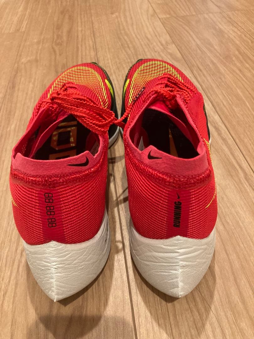 タイムセール(未使用)NIKE ズームXヴェイパーフライネクスト2% 27cm