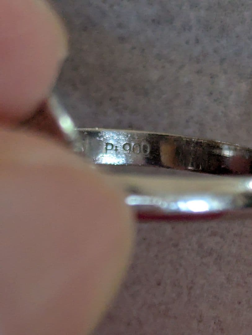 退院セール‼️バレンタイン値引き！ルビーの指輪1.35カラット写真も差替え