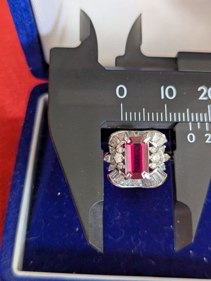退院セール‼️バレンタイン値引き！ルビーの指輪1.35カラット写真も差替え