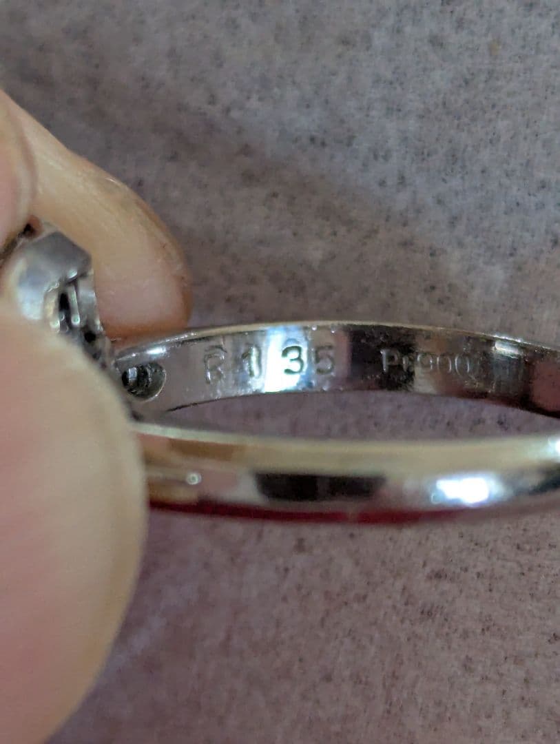 退院セール‼️バレンタイン値引き！ルビーの指輪1.35カラット写真も差替え