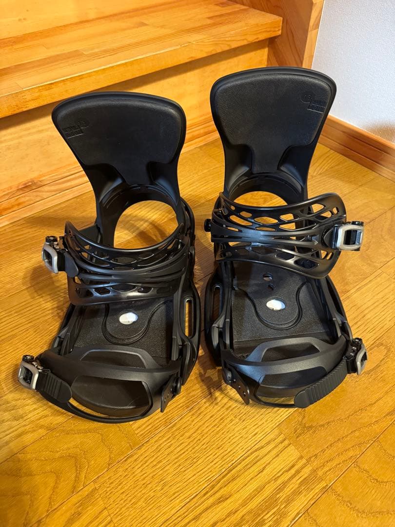 【新品未使用】Burton Cartel EST Lサイズ 2023-24年