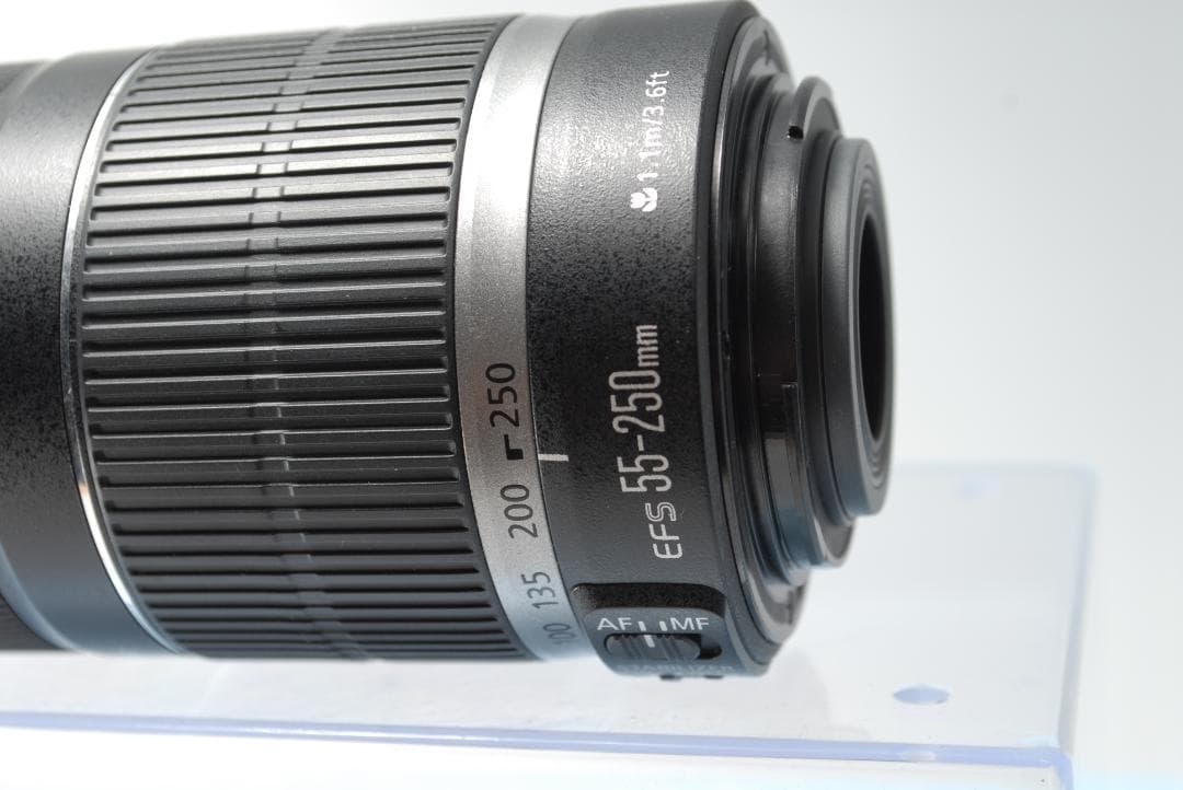 ☘️望遠レンズ✨極美品☘️Canon EFS 55-250mm IS