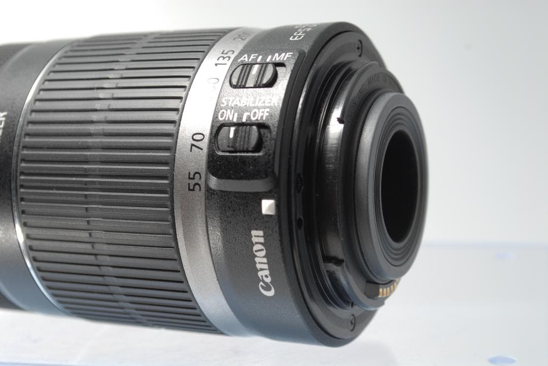 ☘️望遠レンズ✨極美品☘️Canon EFS 55-250mm IS