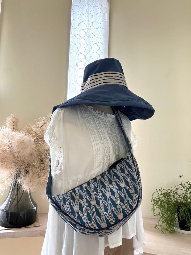 pnmppia blue ボディバッグ　ミナペルホネン　ハンドメイド