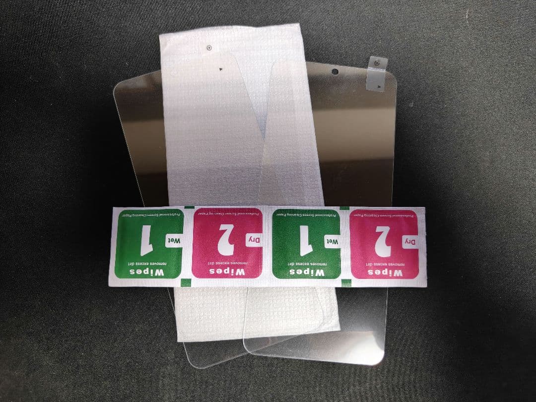 POCO F6 本体 8G.256GB ケース、フィルム付き　チタンカラー