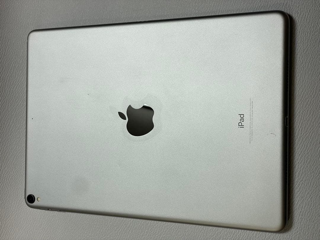 Apple iPad シルバー