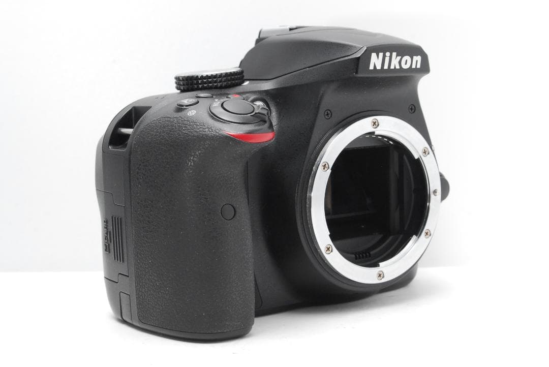 高画質・高性能人気モデル　Nikon D3400　スマホ転送　高速AFレンズ