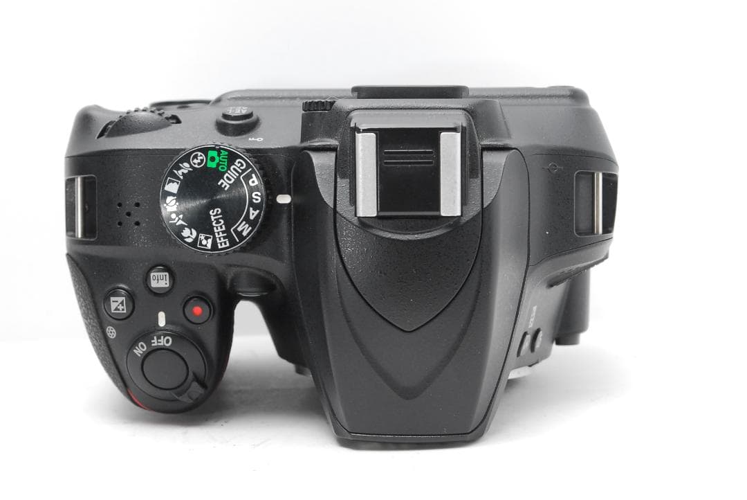 高画質・高性能人気モデル　Nikon D3400　スマホ転送　高速AFレンズ