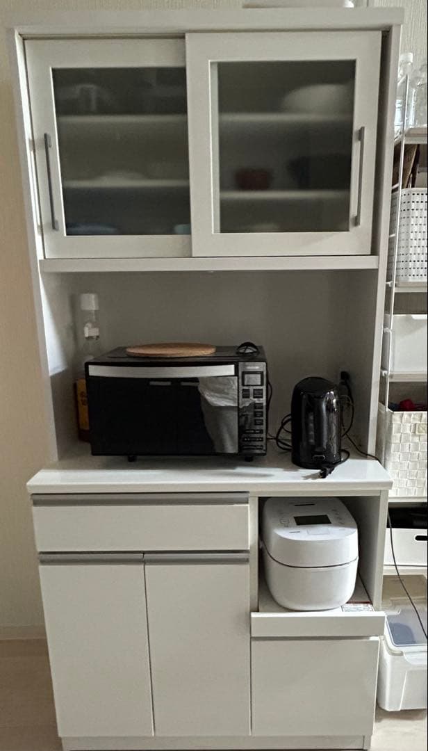 ホワイト キッチンボード　ニトリ