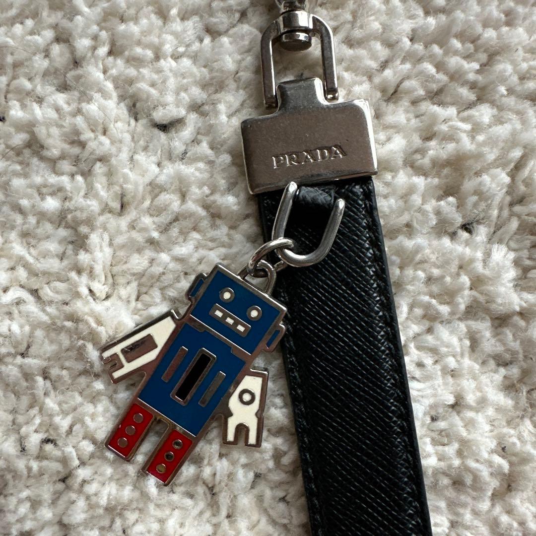 PRADA ロボットチャーム　キーホルダー　ブラック