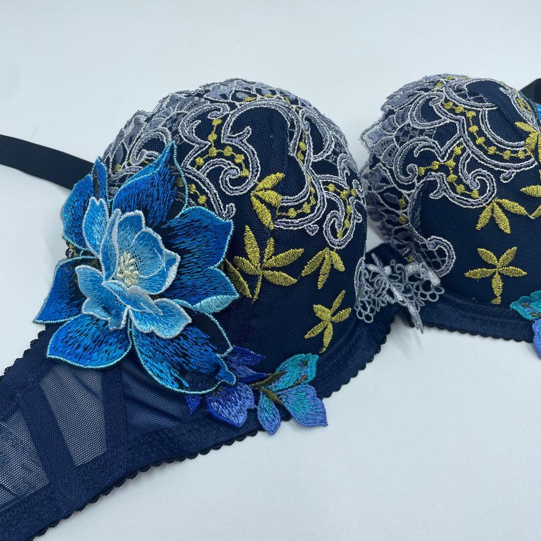 サルート p-up 43G エジプトの国花ロータス　F65-M