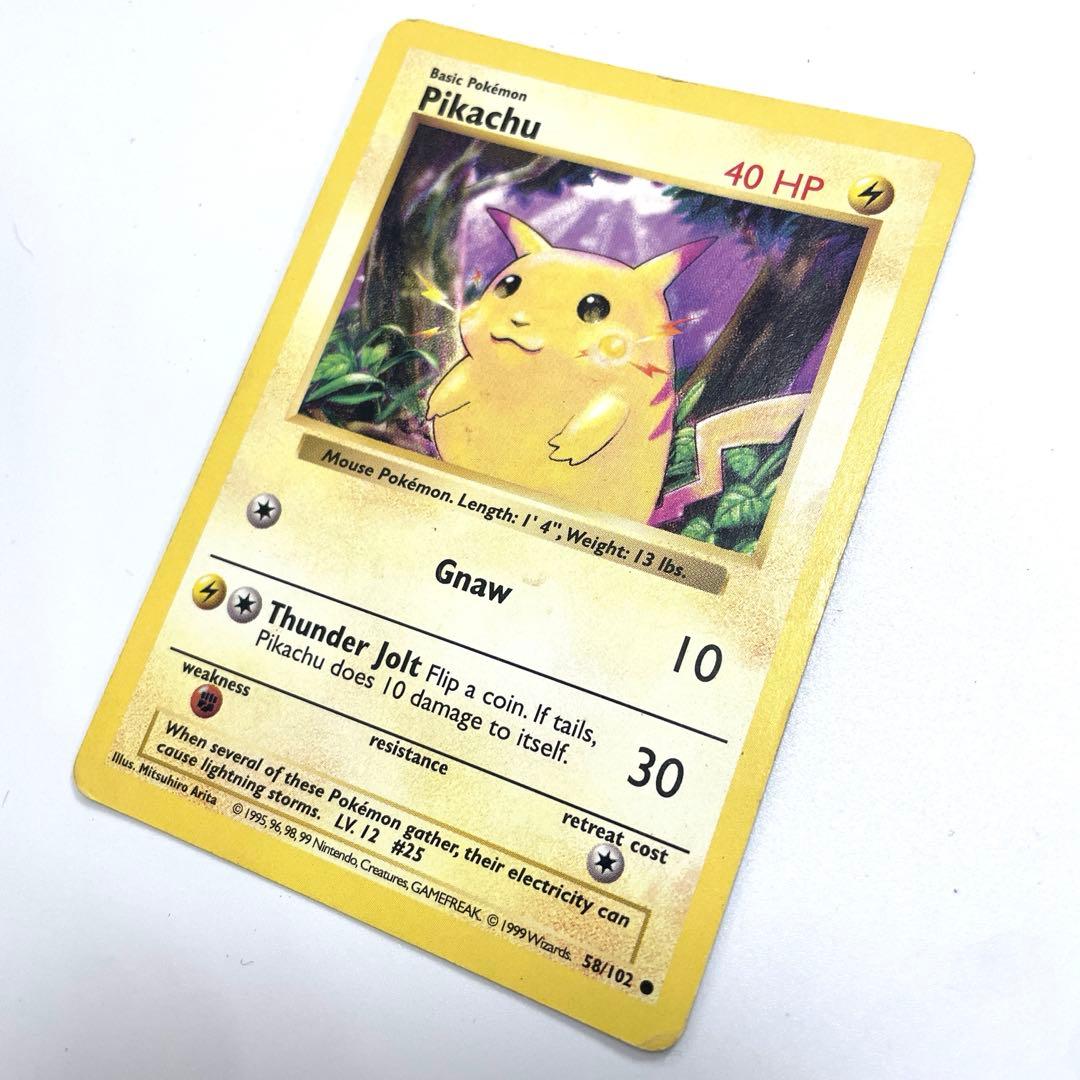 海外版　ピカチュウ　40HP マーク有り　ポケモン ポケカ　カードゲーム