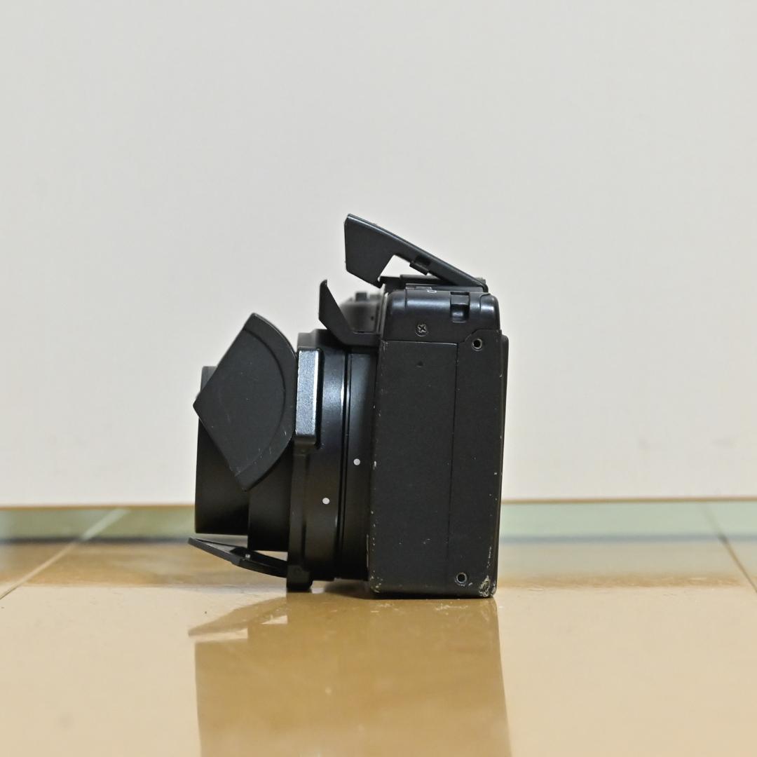 【ジャンク】RICOH リコー GX200 デジタルカメラ