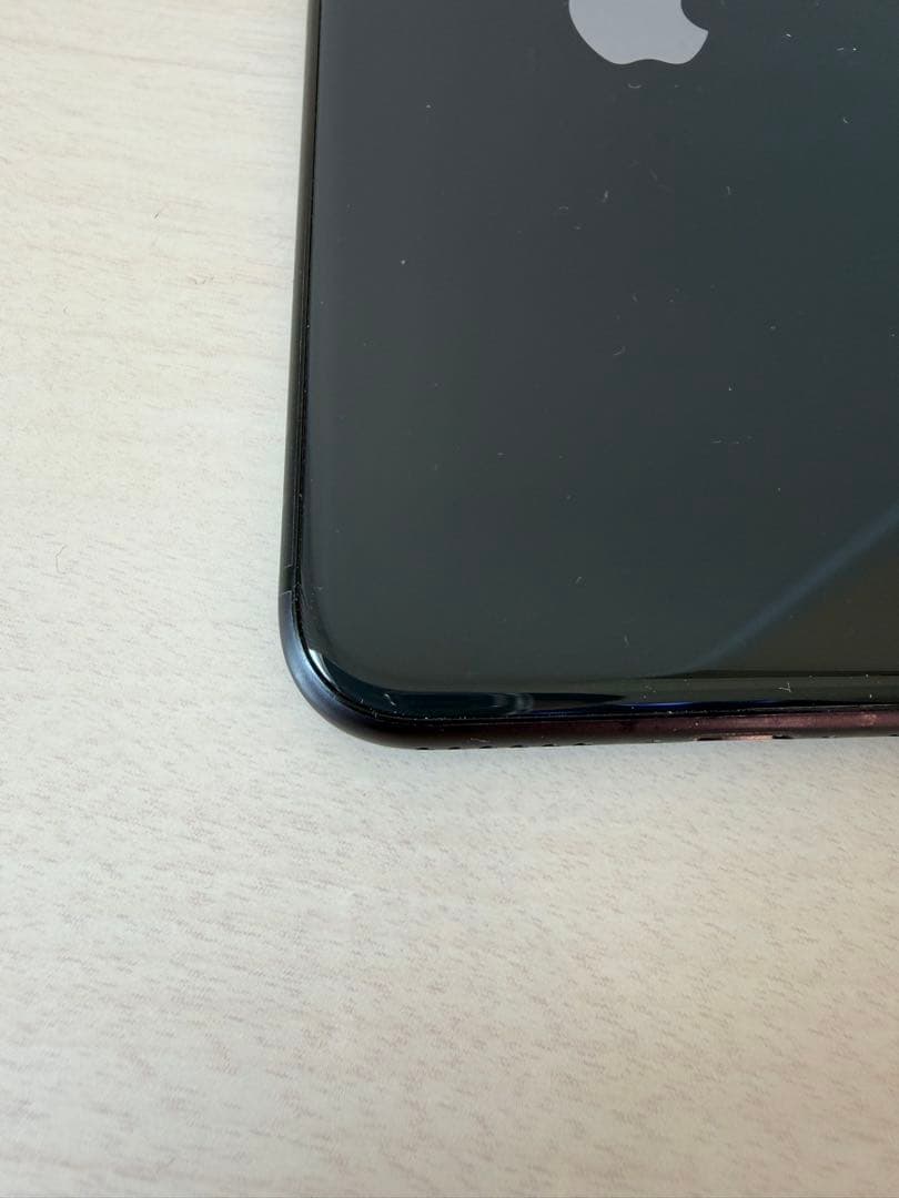 【美品】Apple iPhone SE 第2世代 (SE2) ブラック