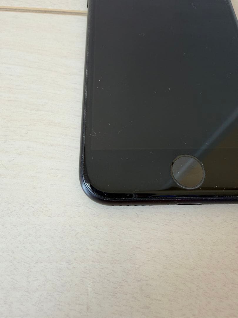 【美品】Apple iPhone SE 第2世代 (SE2) ブラック