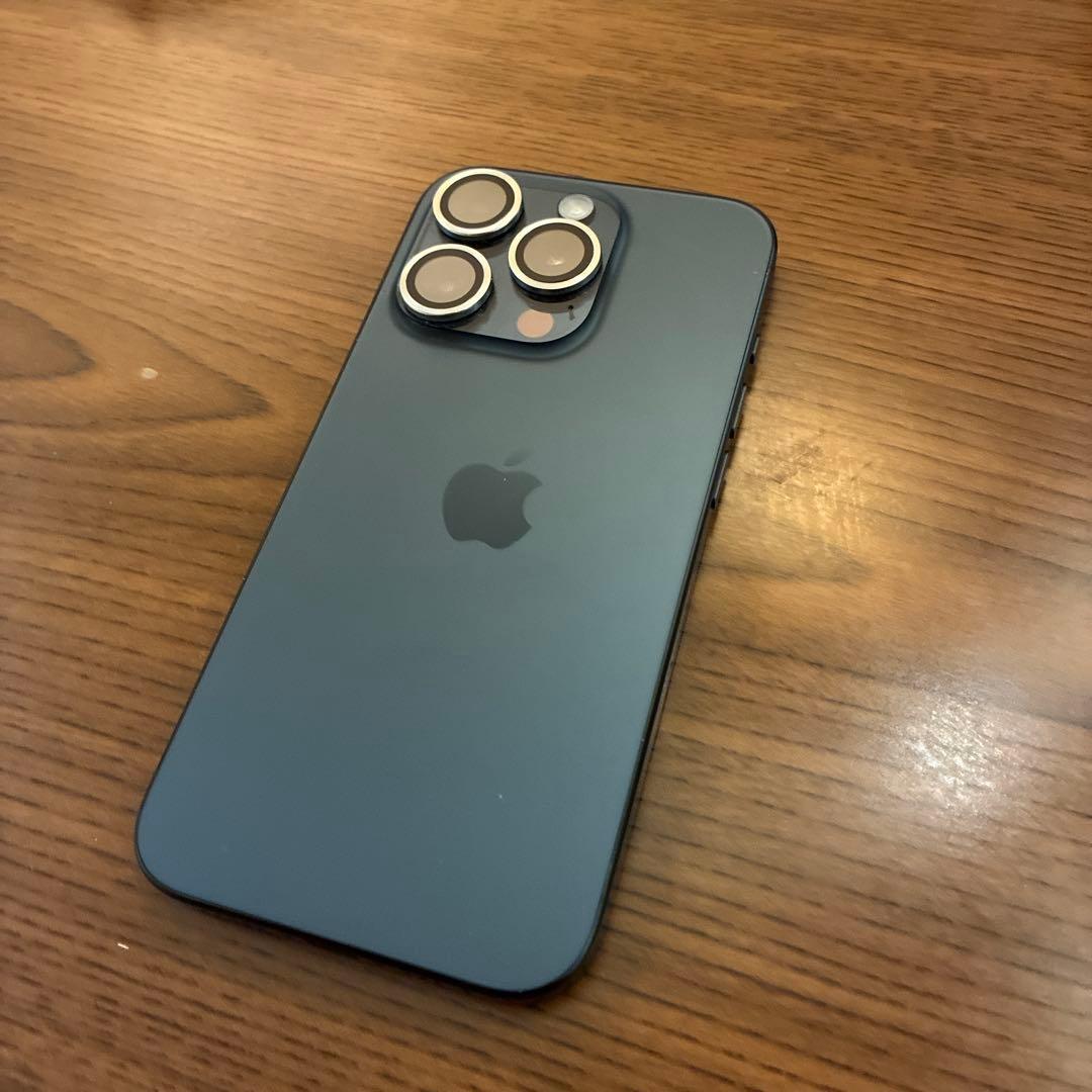 iPhone15 pro 512GB おまけ付き