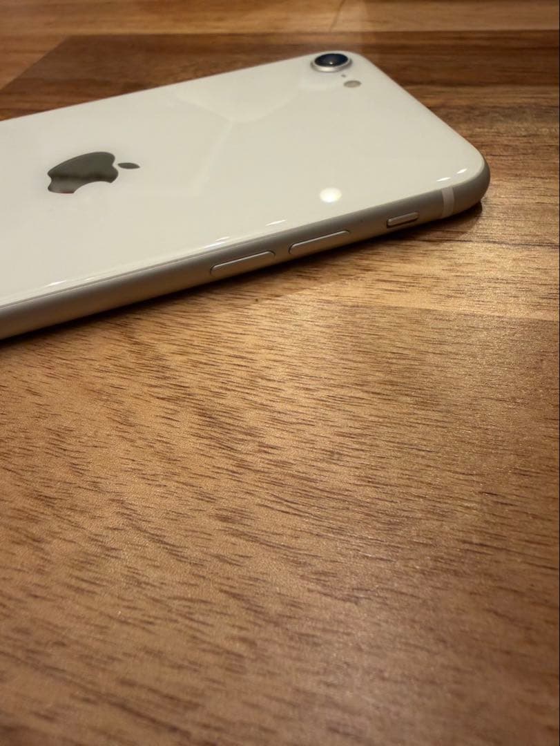 【画面割れ有り】iPhone SE 第2世代 (SE2) ホワイト 64GB