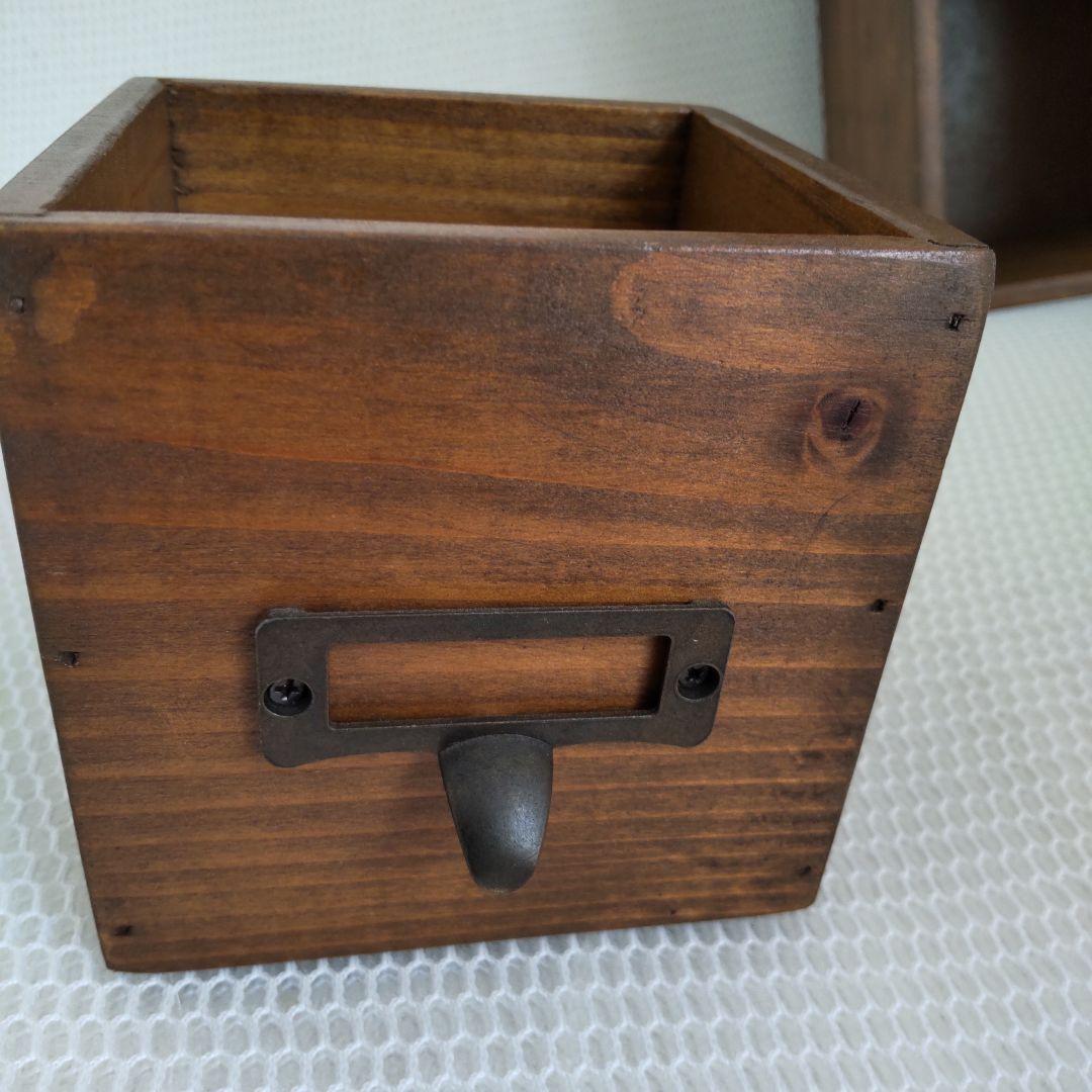 古木を使用した9ボックスのヴィンテージ小物入れ！