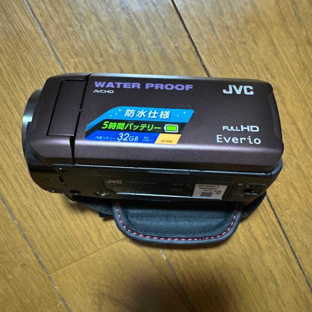 JVC ビデオカメラ EVERIO 防水 防塵 内蔵ブラウン GZ-R300-T