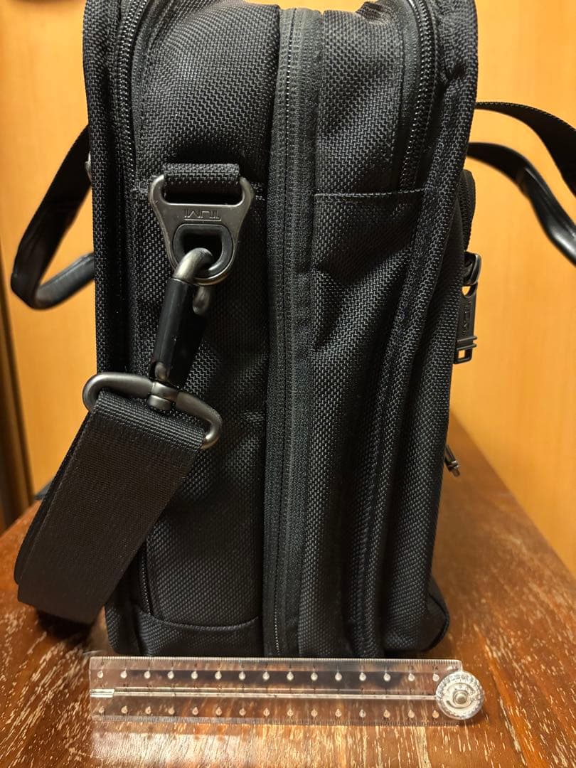 TUMI ビジネスバッグ　付属品完備　PCケース付　 拡張機能