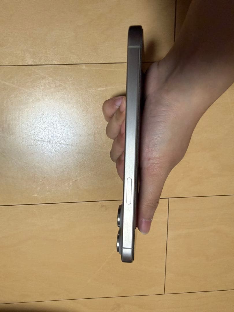 iPhone 15 Pro max ナチュラルチタニウム SIMフリー