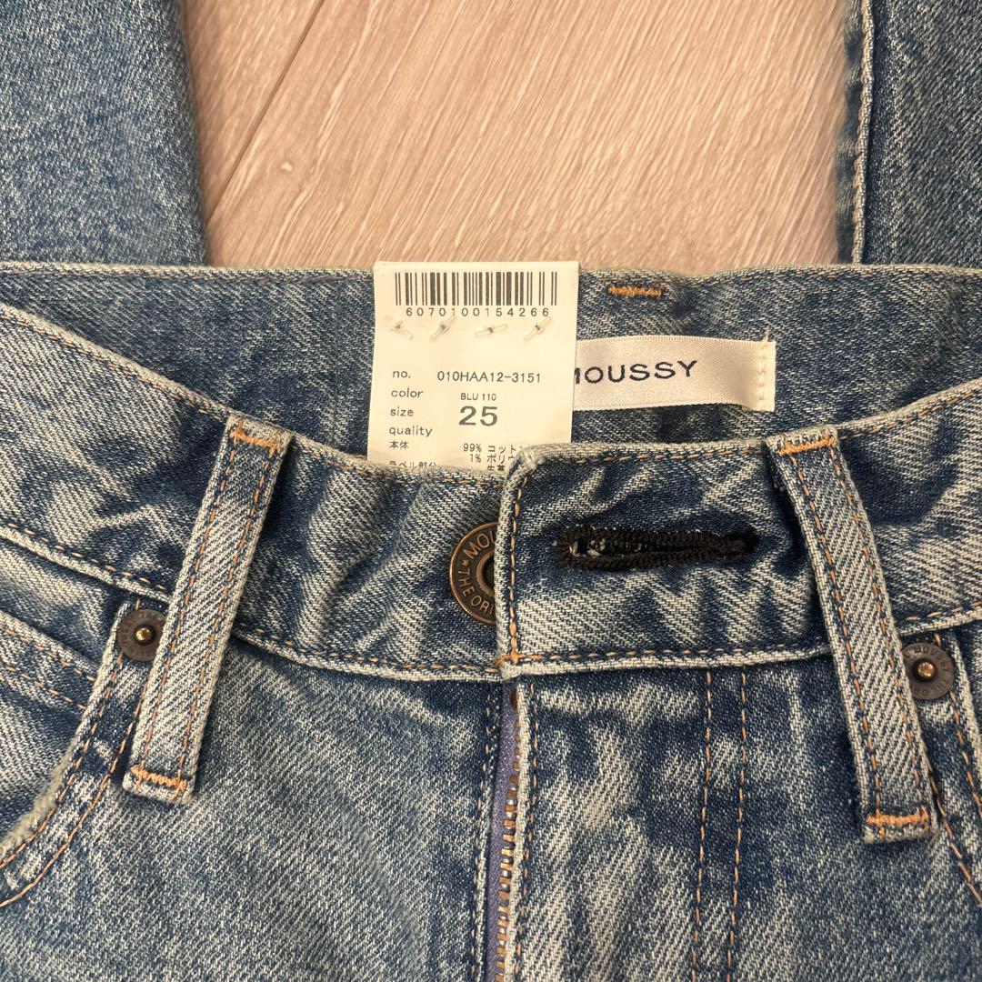新品　moussy 25 MVS FLARE デニム　フレア　ブーツカット