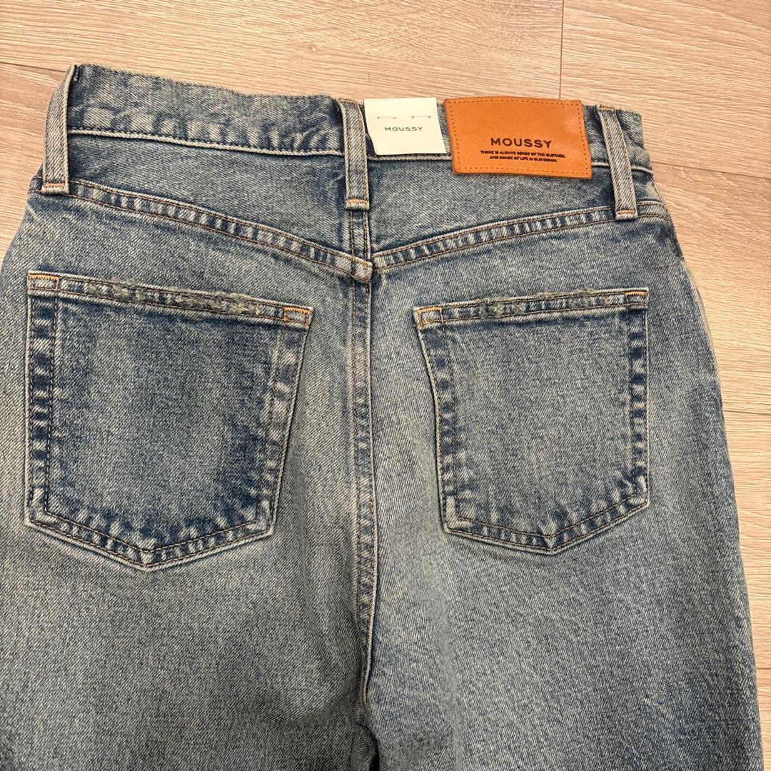 新品　moussy 25 MVS FLARE デニム　フレア　ブーツカット