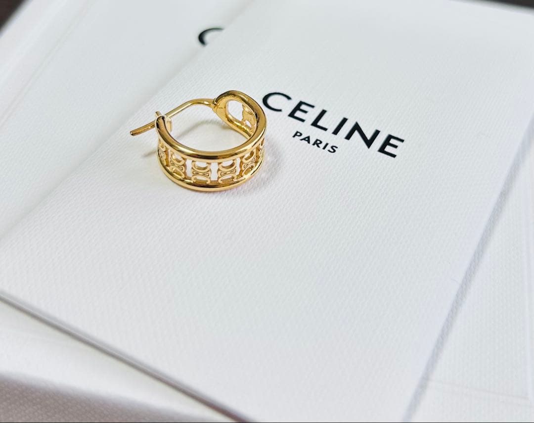 【CELINE】セリーヌ トリオンフ ピアス ゴールド 片耳用」