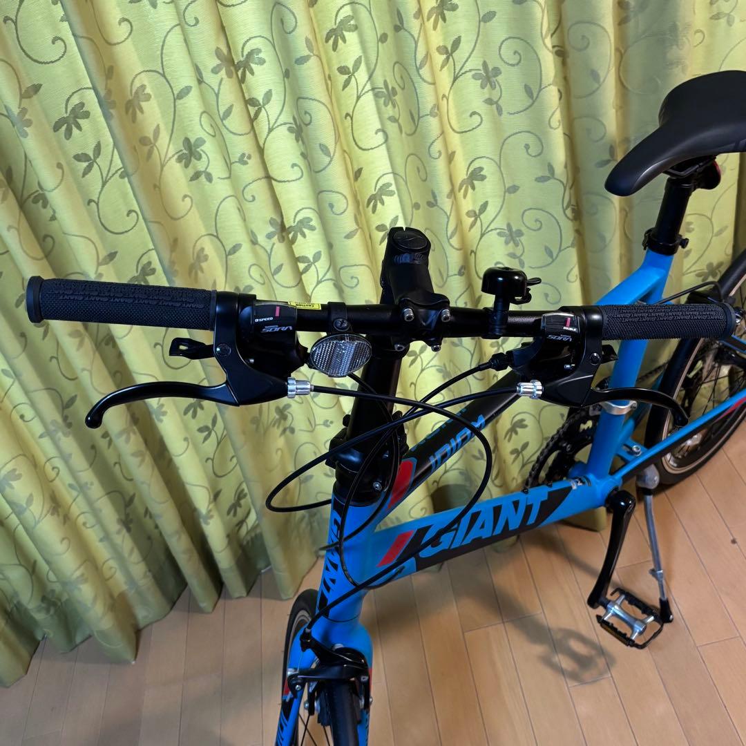 【美品】ジャイアント GIANT IDIOM1 イディオム1 ミニベロ