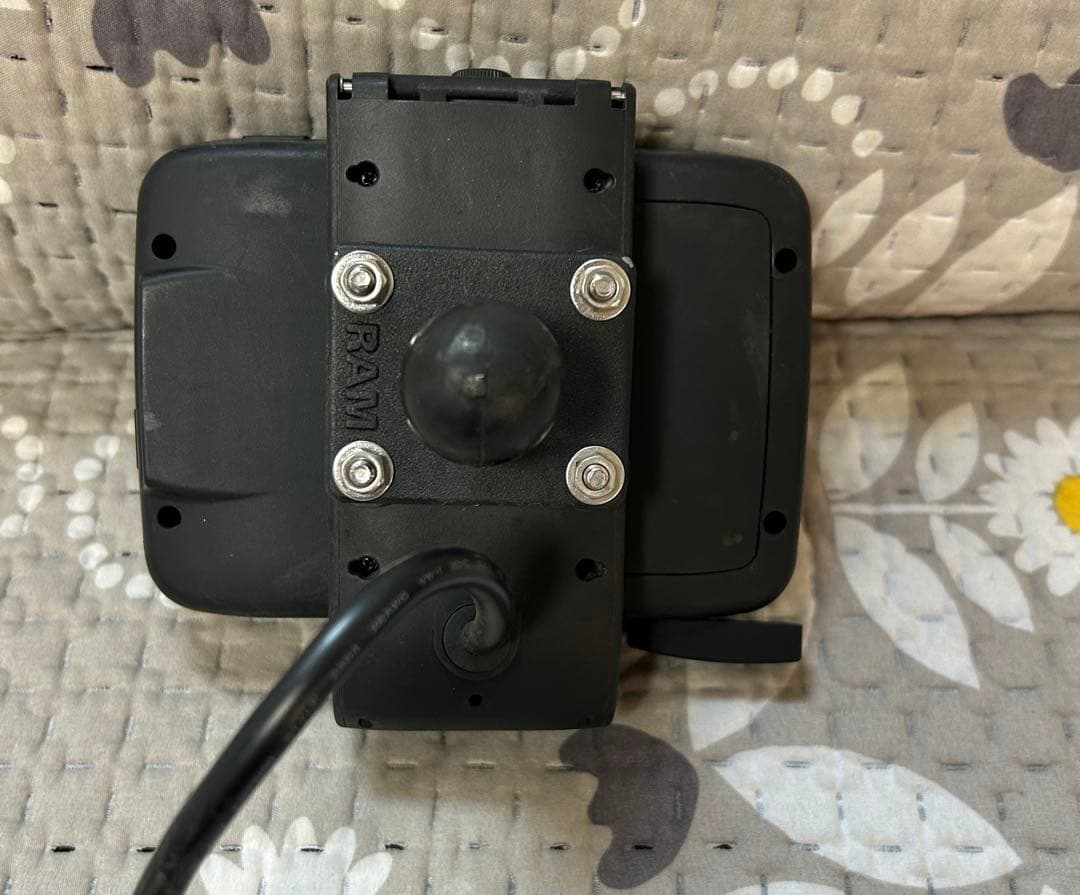 値下げ！ユピテル　バイクナビBNV-2、新品コントローラー2個付、スマホスタンド