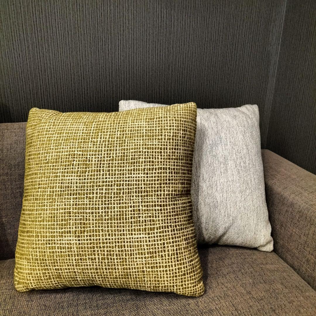 【値下げ中】arflex SONA ソファ クッション4個付 日焼けあり 展示品