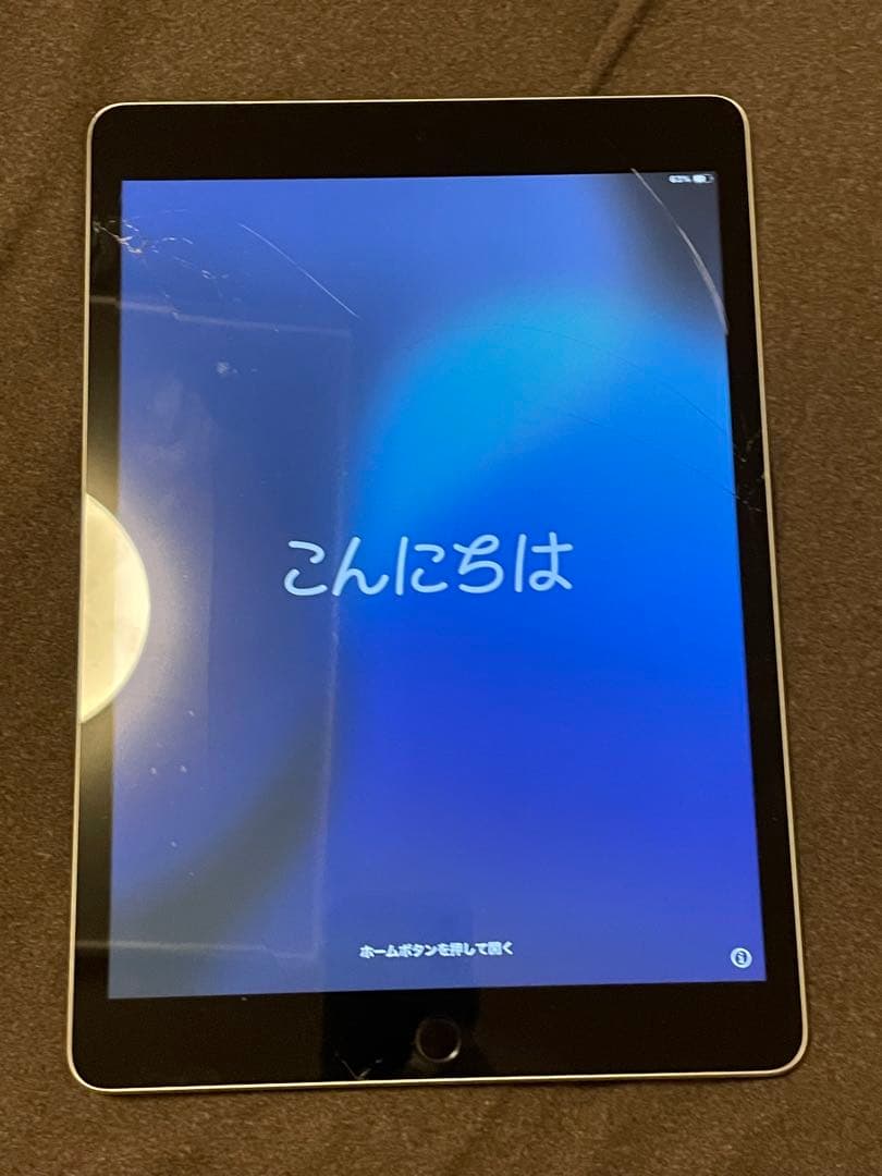 Apple iPad 第9世代　本体 画面ひび割れあり