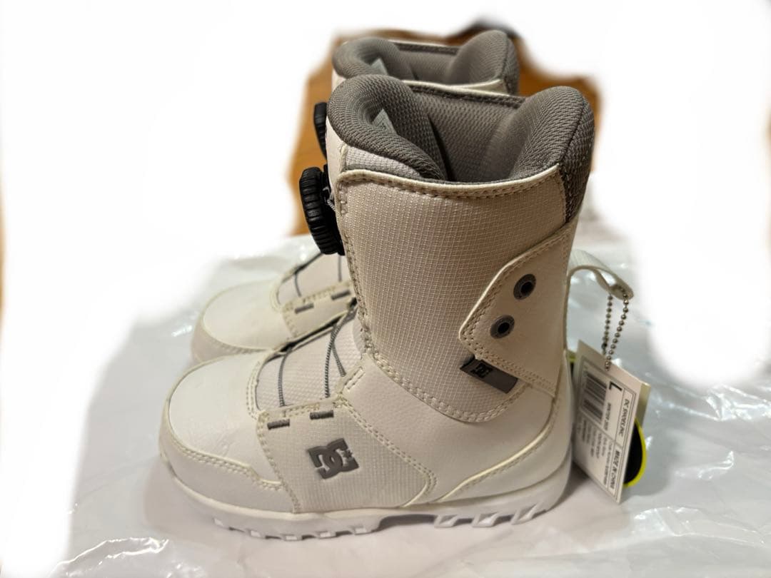 【新品】DC YOUTH SCOUT スノーボードブーツ White/Grey