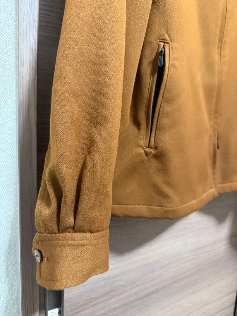 スポーツジャケット