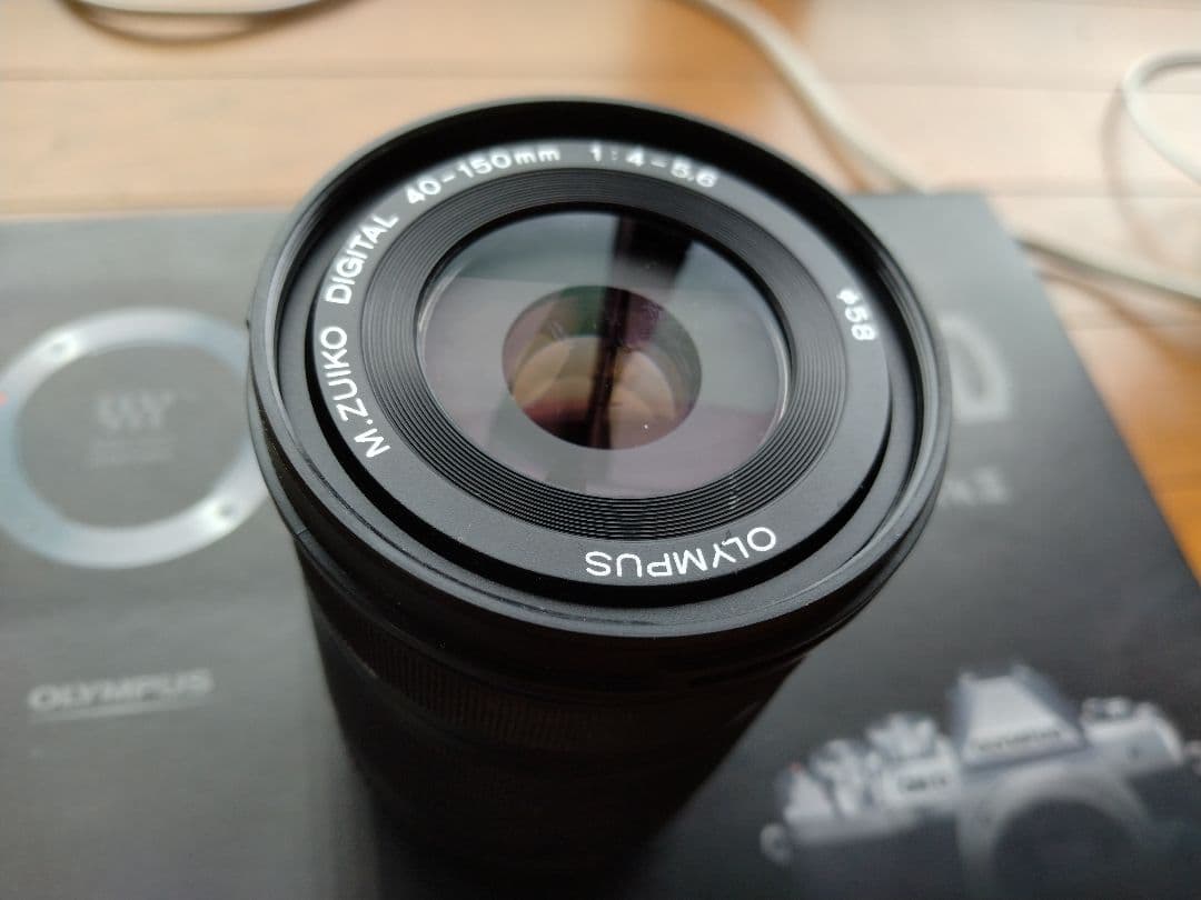 Olympus OM-D E-M10 Mark III 本体+レンズ