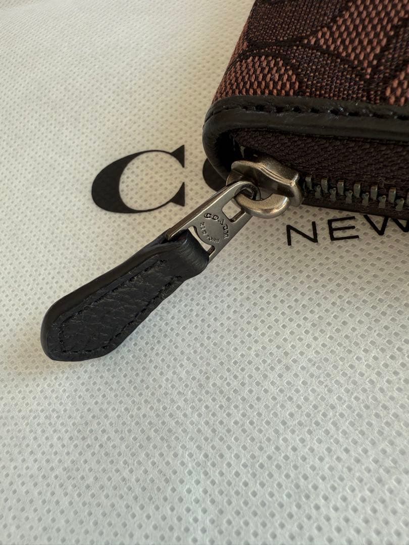 COACH ロゴパターン 長財布　新品未使用