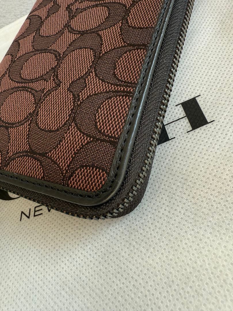 COACH ロゴパターン 長財布　新品未使用