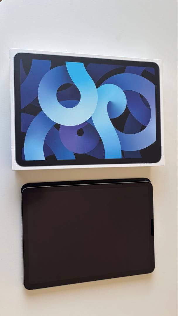 iPad Air 第4世代　64GB ブルー