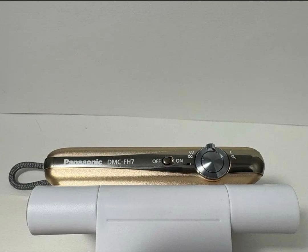 美品 Panasonic LUMIX DMC-FH7 付属有 コンデジ