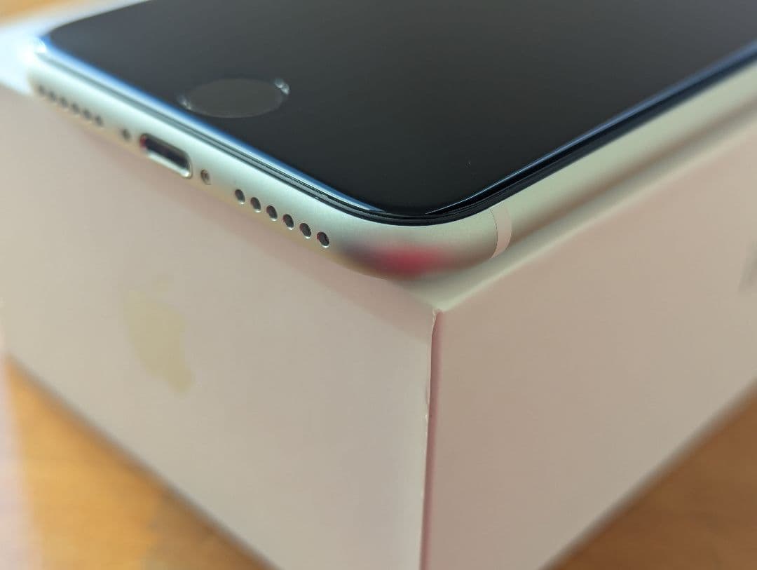 Apple iPhoneSE2 （第2世代）ホワイト 本体128GB