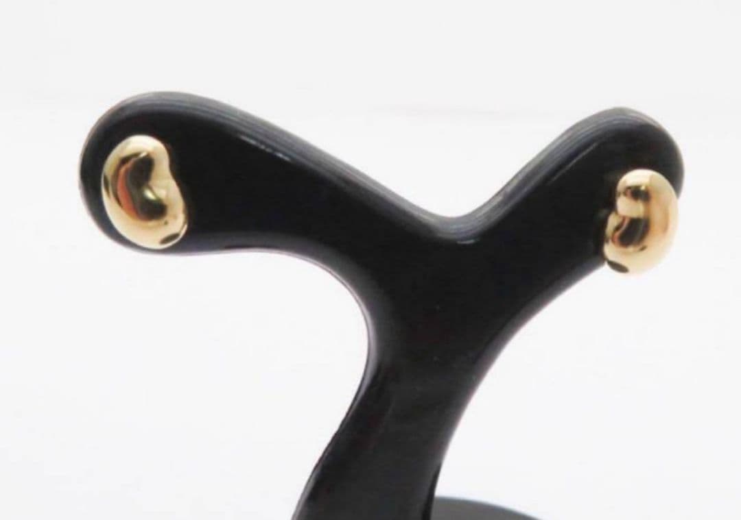 新品　K18YG ビーンズ ピアス 18金 ミニピアス　　プレゼントにも！