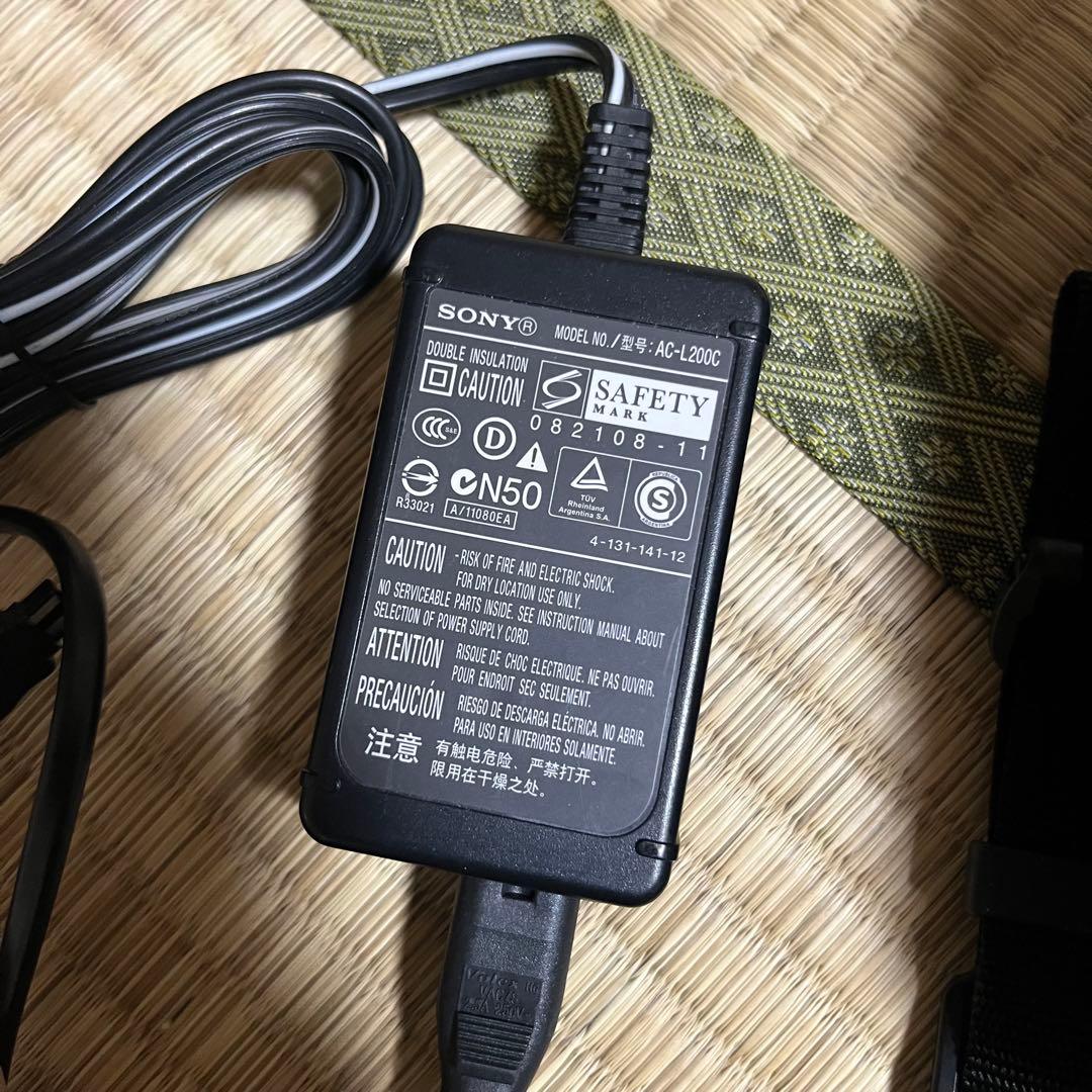 SONY HDR-XR100 ビデオカメラ 動作確認済み　付属品完備