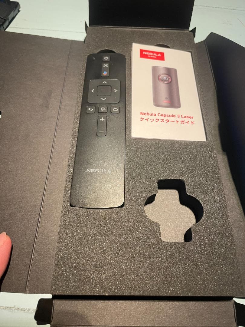 Nebula Capsule 3 Laser 本体 + リモコン