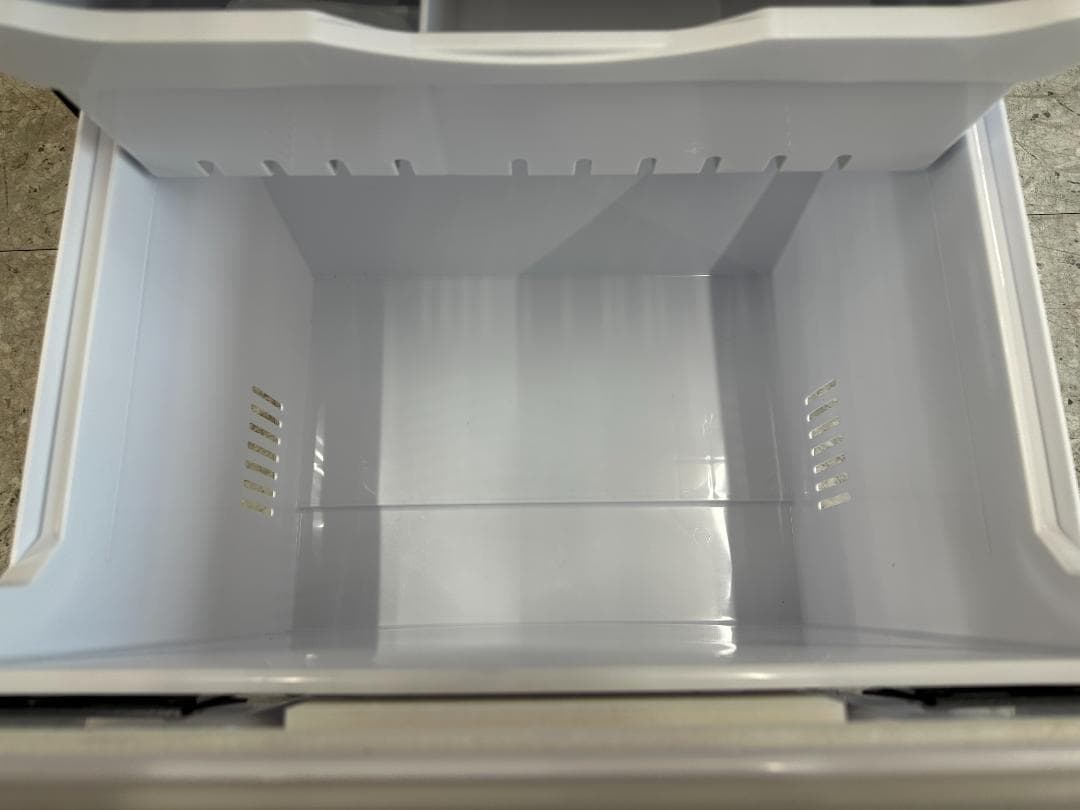 HITACHI　冷蔵庫　R-V32SV　315L　2023年製